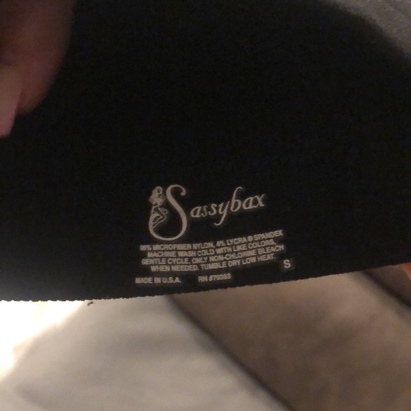 Bra tank - Picture 2 of 3